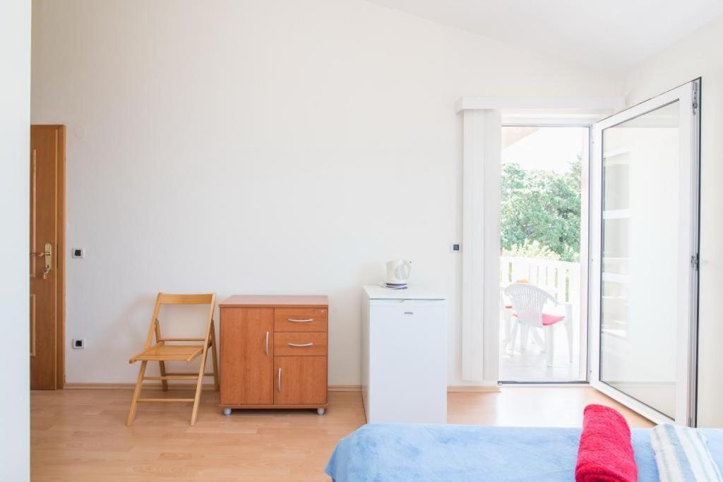 Studio Apartment Brela Habitación foto